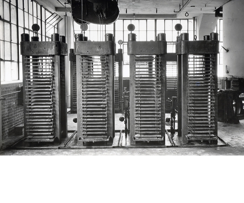 1920s Hydraulic Presses