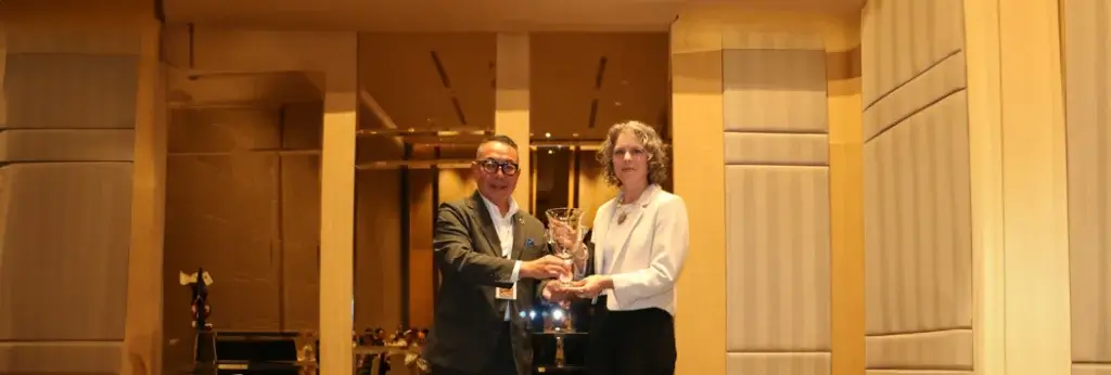 Tayte Lutz accepting the IISRP General Award 2024