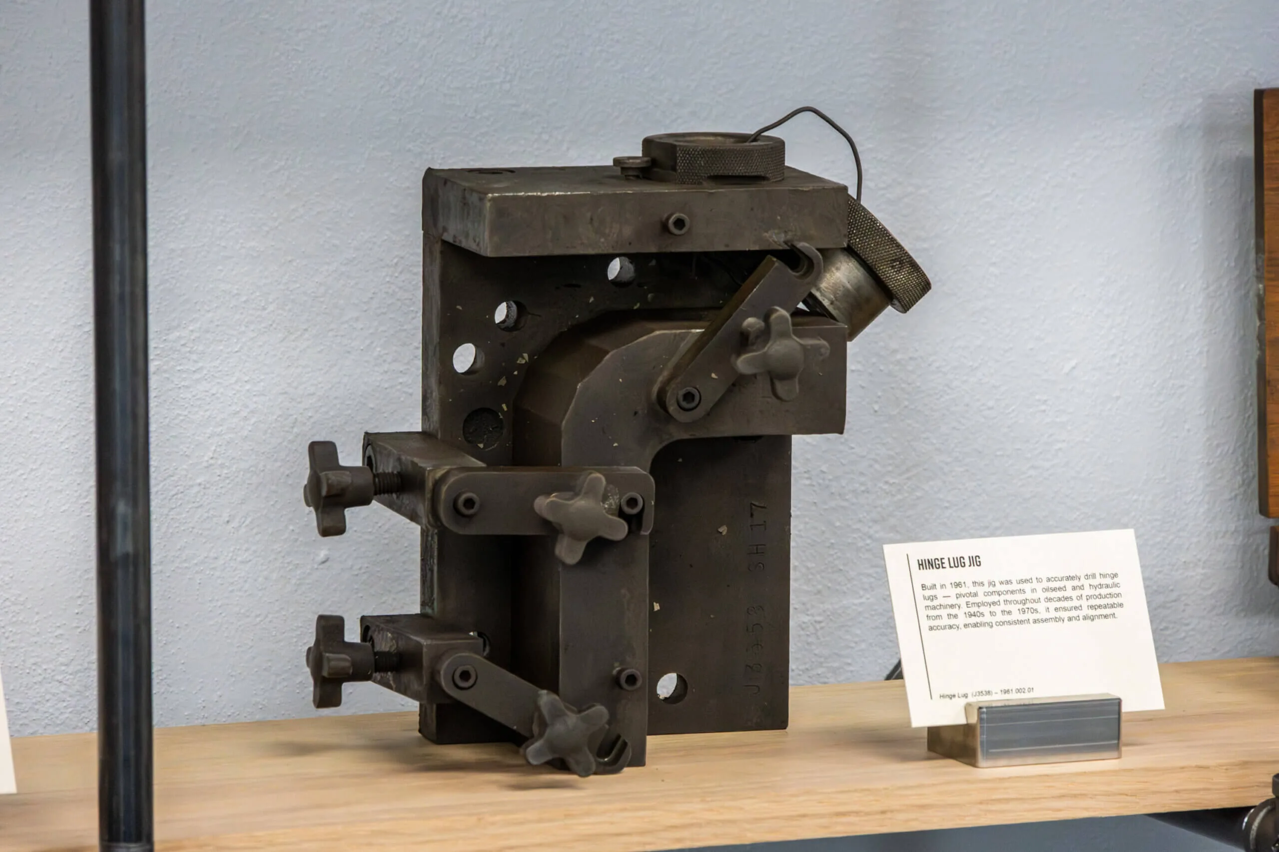 drilling_hinge_lugs Drill jig J3538 for drilling hinge lugs, in The French Museum.